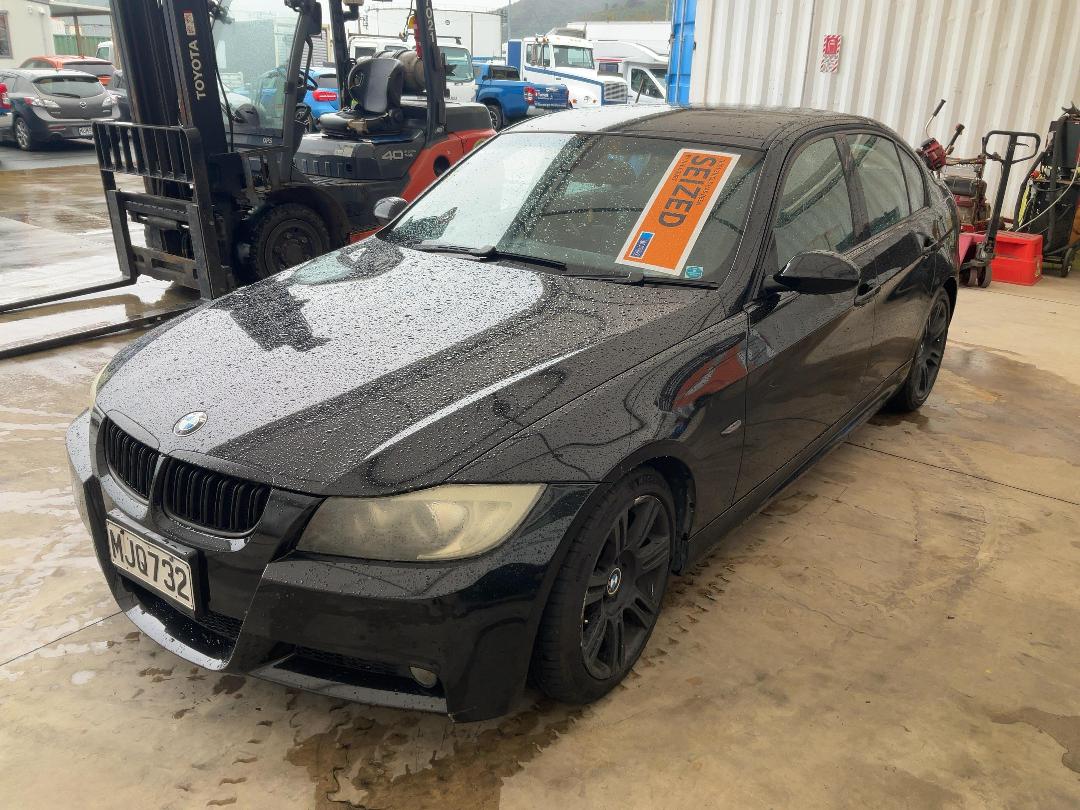 Photo '3' of BMW 323I M Sport Photo '3' of BMW 323I M Sport