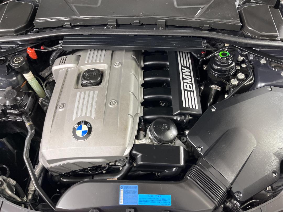 Photo '13' of BMW 323I