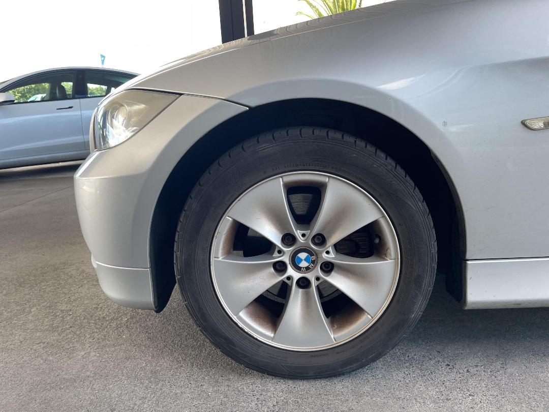 Photo '5' of BMW 325I Photo '5' of BMW 325I