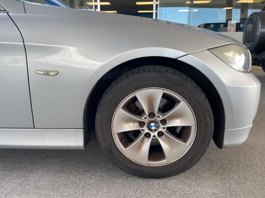 Photo '2' of BMW 325I Photo '2' of BMW 325I