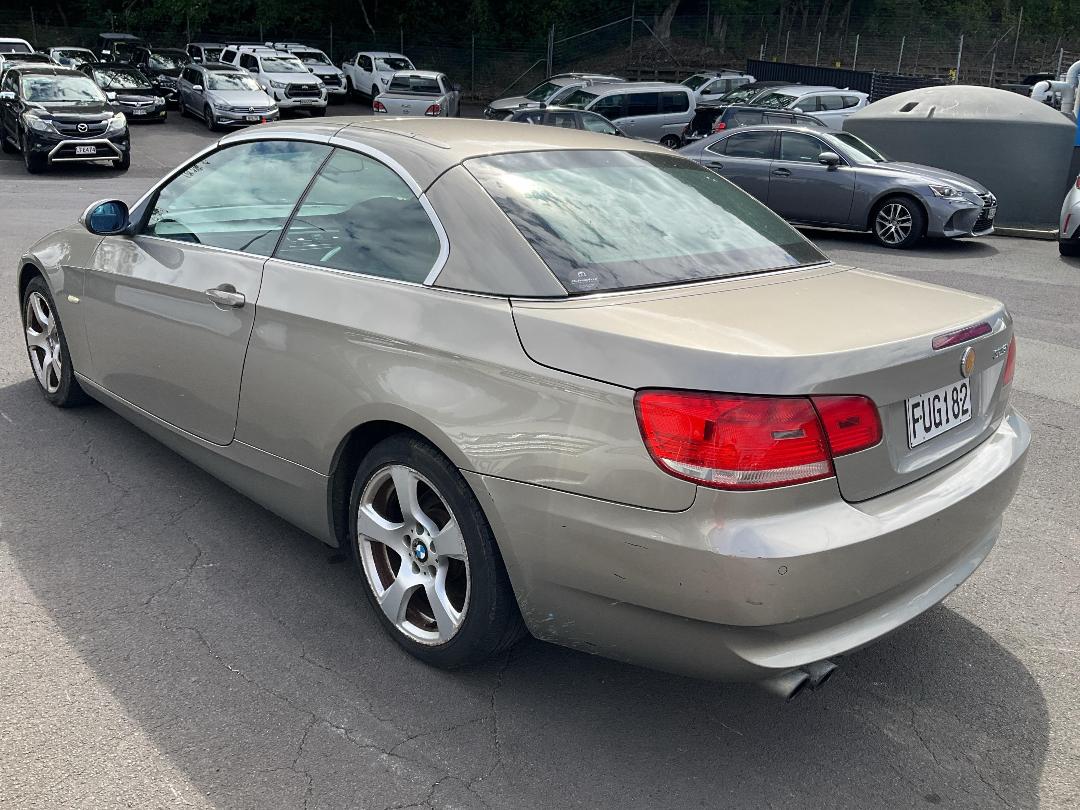 Photo '4' of BMW 325i Convertible