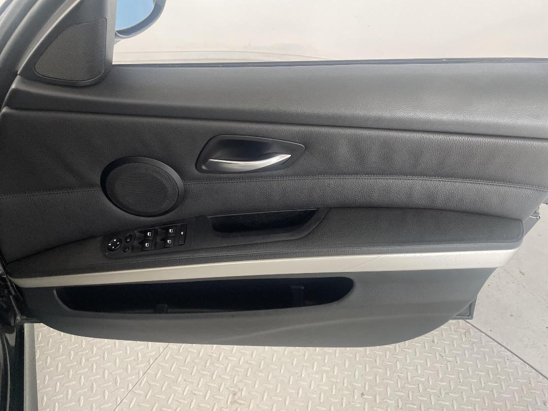 Photo '15' of BMW 335I