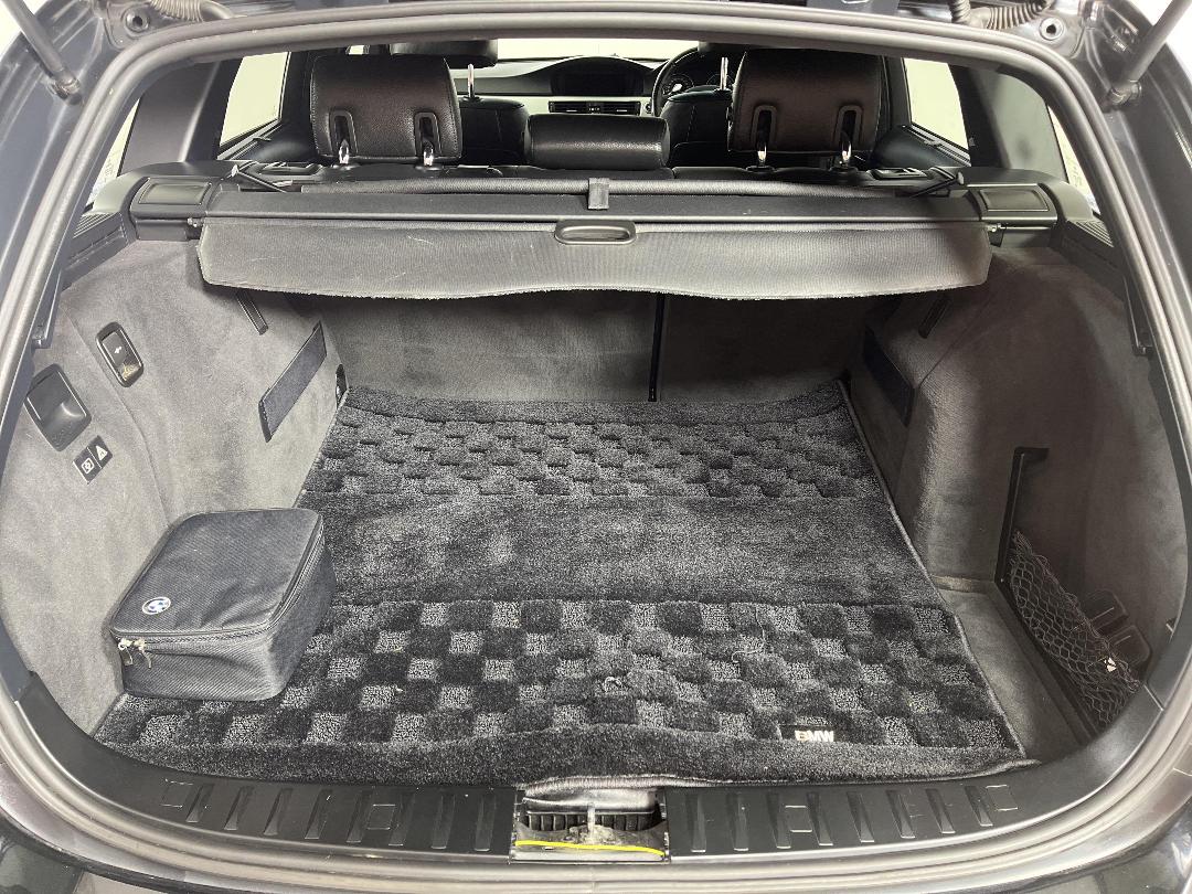 Photo '14' of BMW 335I