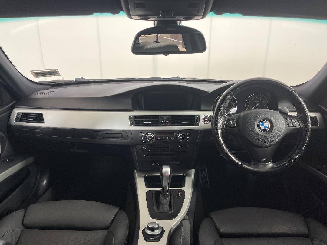 Photo '17' of BMW 335I