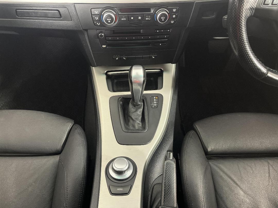 Photo '18' of BMW 335I