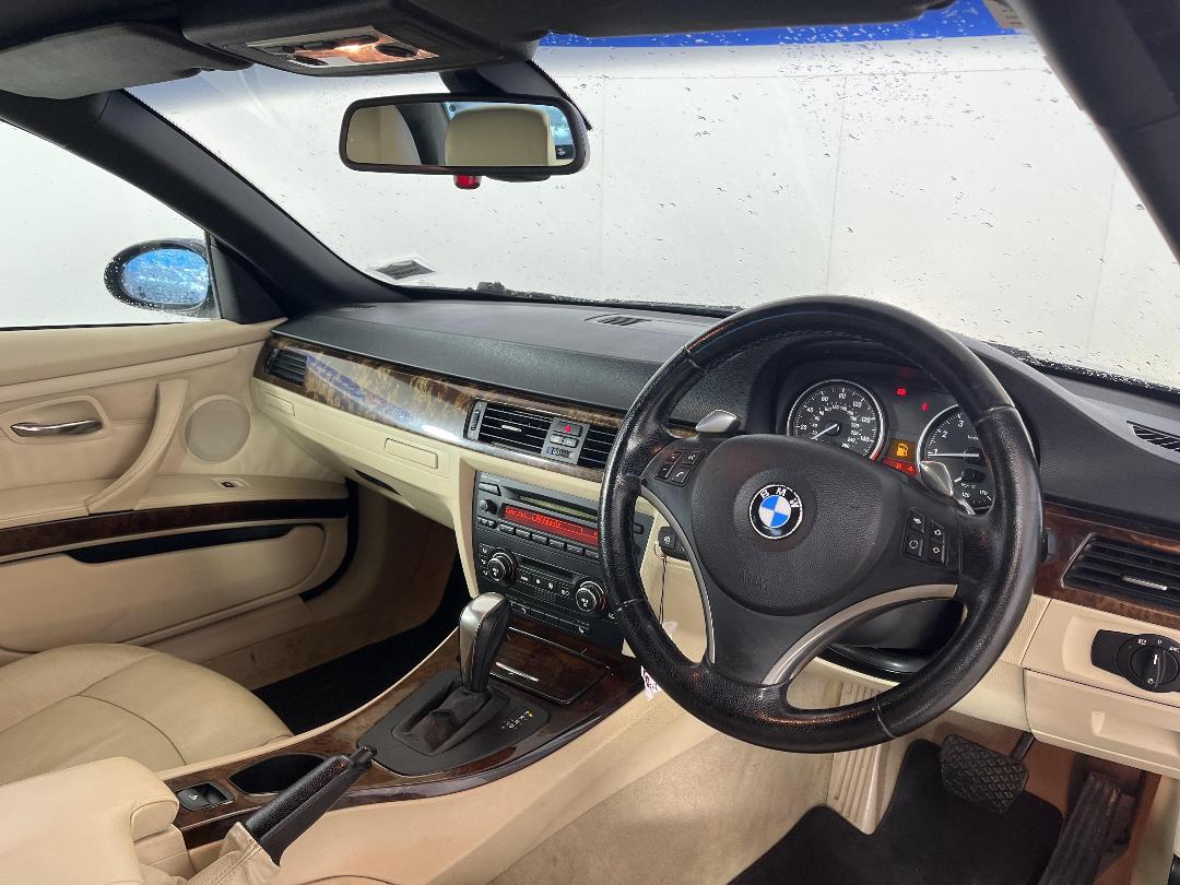 Photo '17' of BMW 335I Photo '17' of BMW 335I