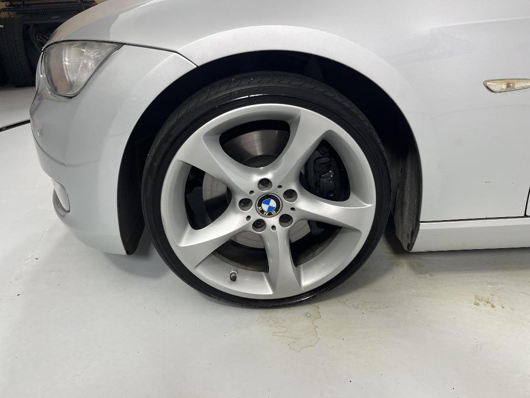 Photo '10' of BMW 335I