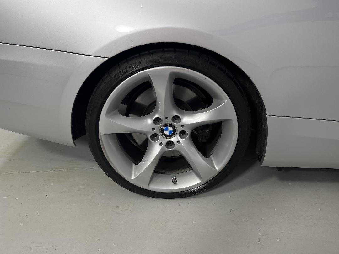 Photo '12' of BMW 335I