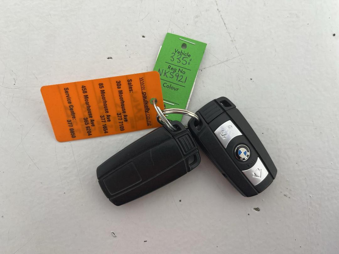 Photo '21' of BMW 335I