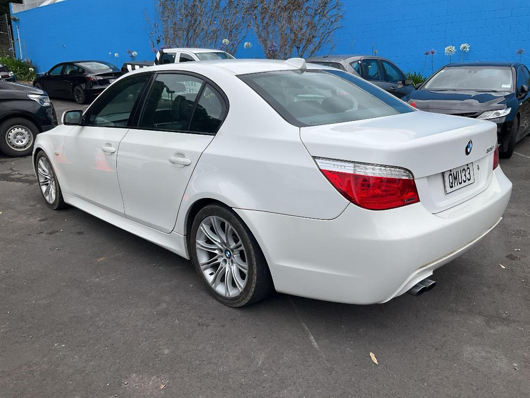 Photo '5' of BMW 525I Photo '5' of BMW 525I