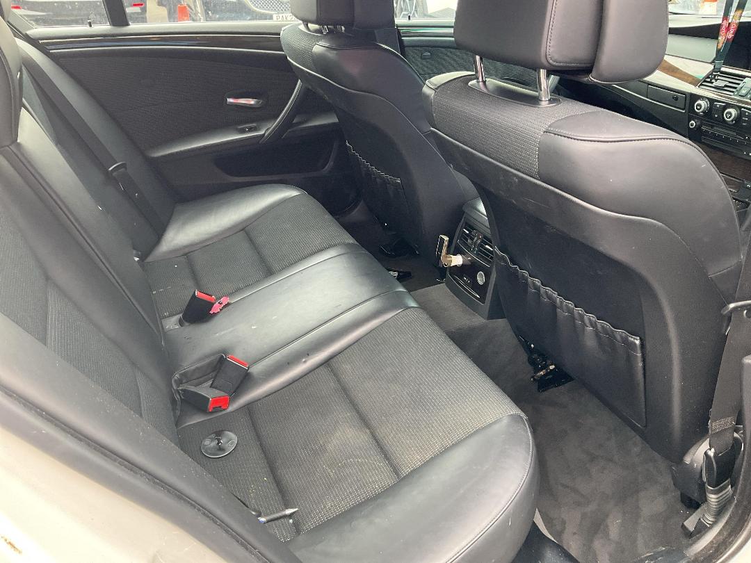 Photo '7' of BMW 525I Photo '7' of BMW 525I