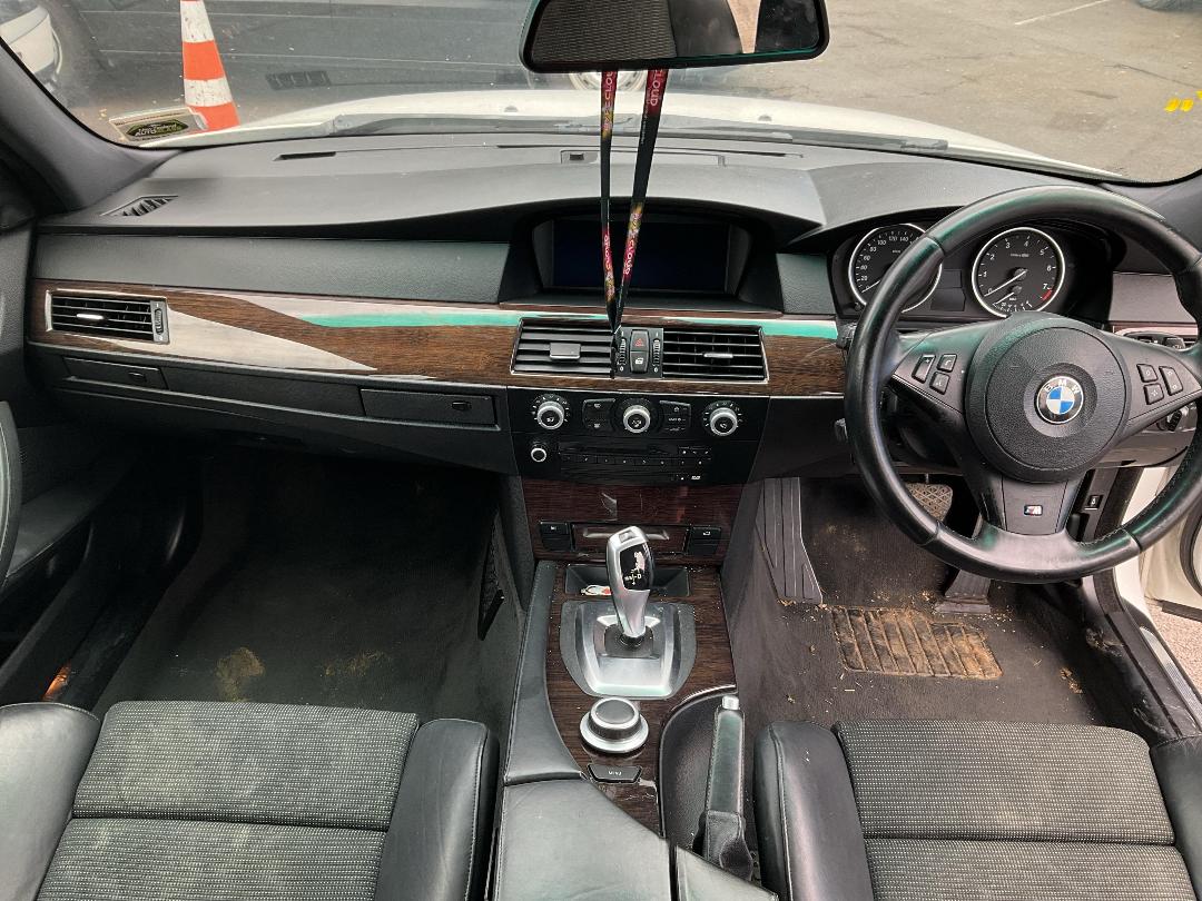 Photo '8' of BMW 525I Photo '8' of BMW 525I