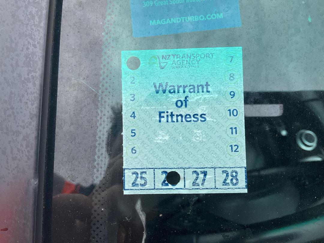 Photo '11' of BMW 525I Photo '11' of BMW 525I