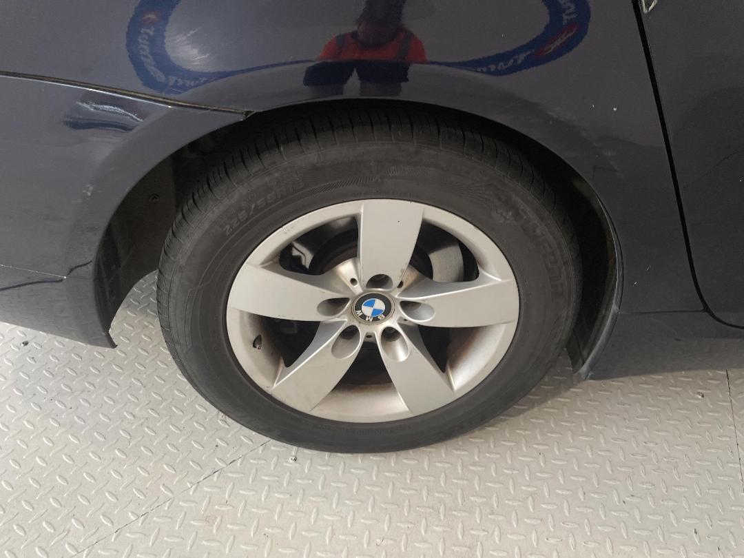 Photo '8' of BMW 525I Photo '8' of BMW 525I