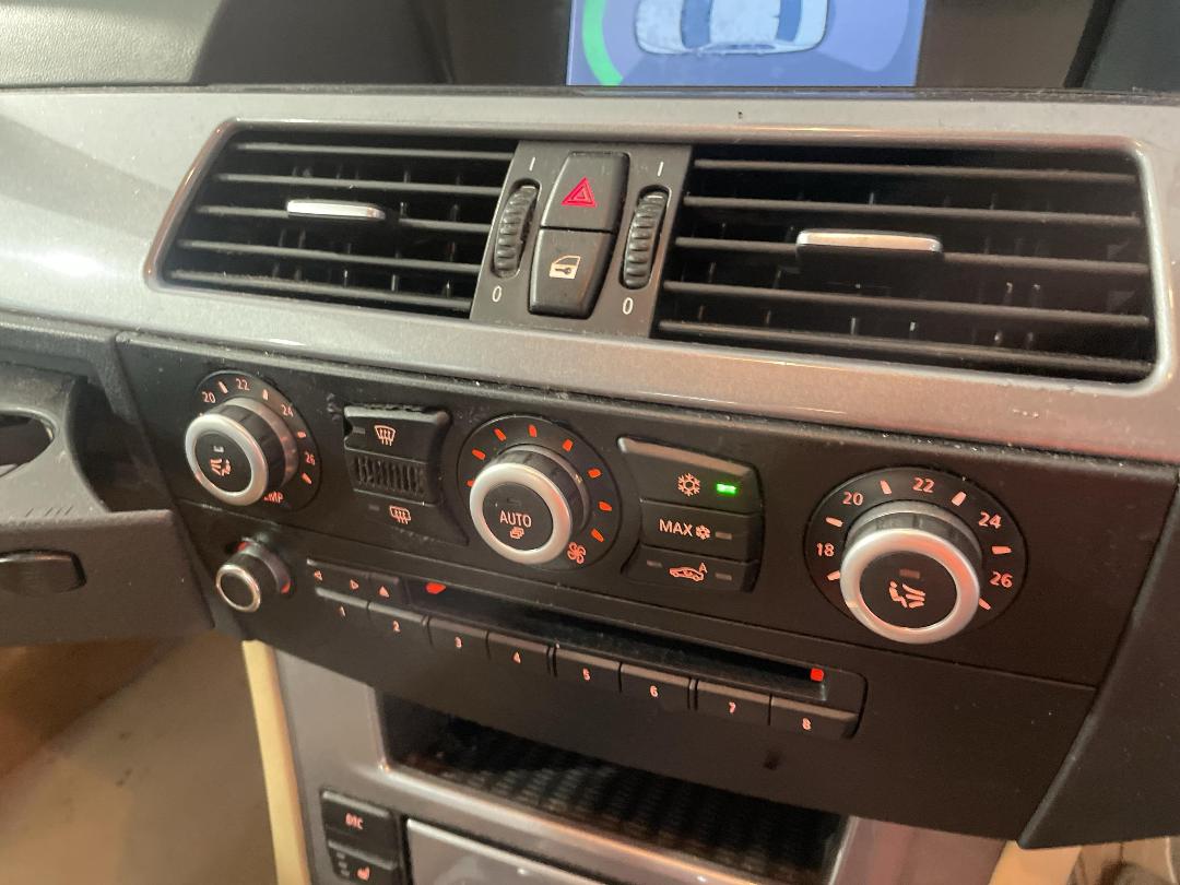 Photo '25' of BMW 525I Photo '25' of BMW 525I