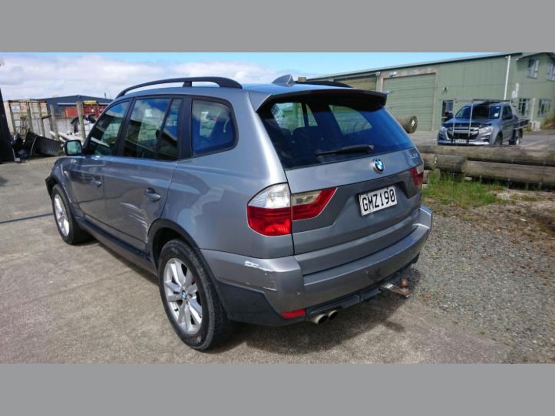 Photo '3' of BMW X3 Photo '3' of BMW X3