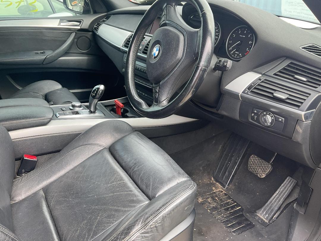 Photo '9' of BMW X5 I SAV E70