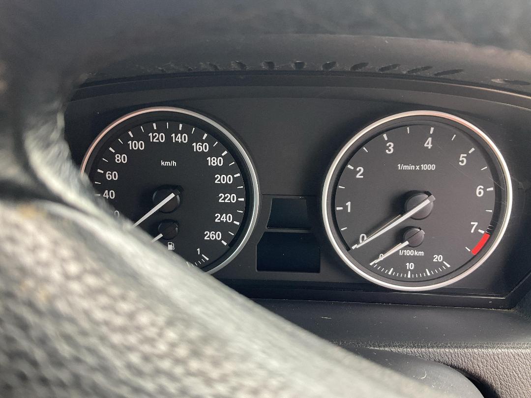 Photo '12' of BMW X5 I SAV E70