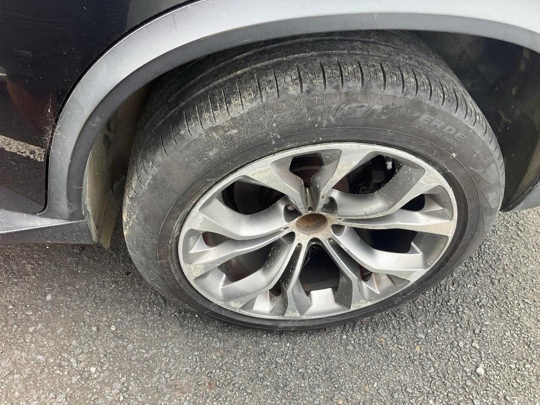 Photo '19' of BMW X5 I SAV E70