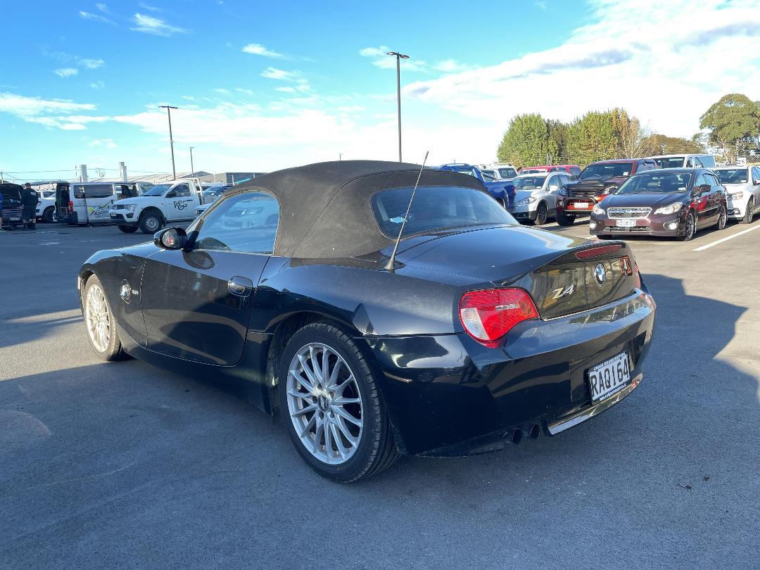 Photo '10' of BMW Z4 Photo '10' of BMW Z4