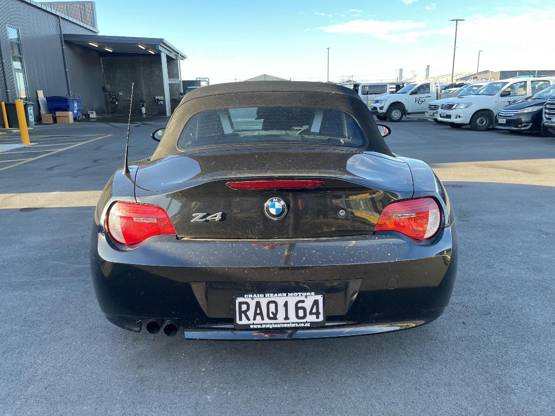 Photo '9' of BMW Z4 Photo '9' of BMW Z4