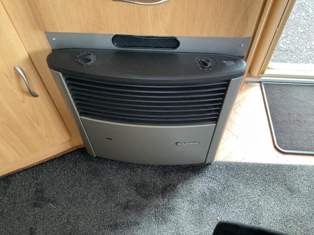 Photo '32' of CARAVAN LUNA SOLARIS Caravan - Tandem