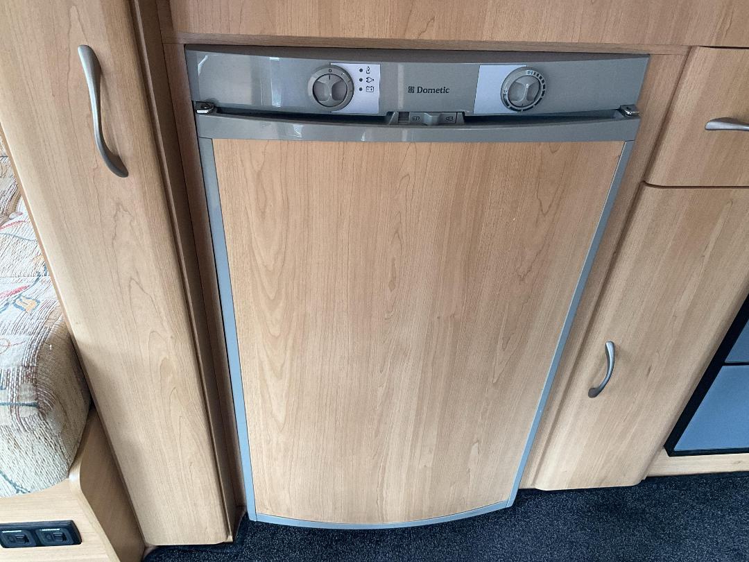 Photo '33' of CARAVAN LUNA SOLARIS Caravan - Tandem