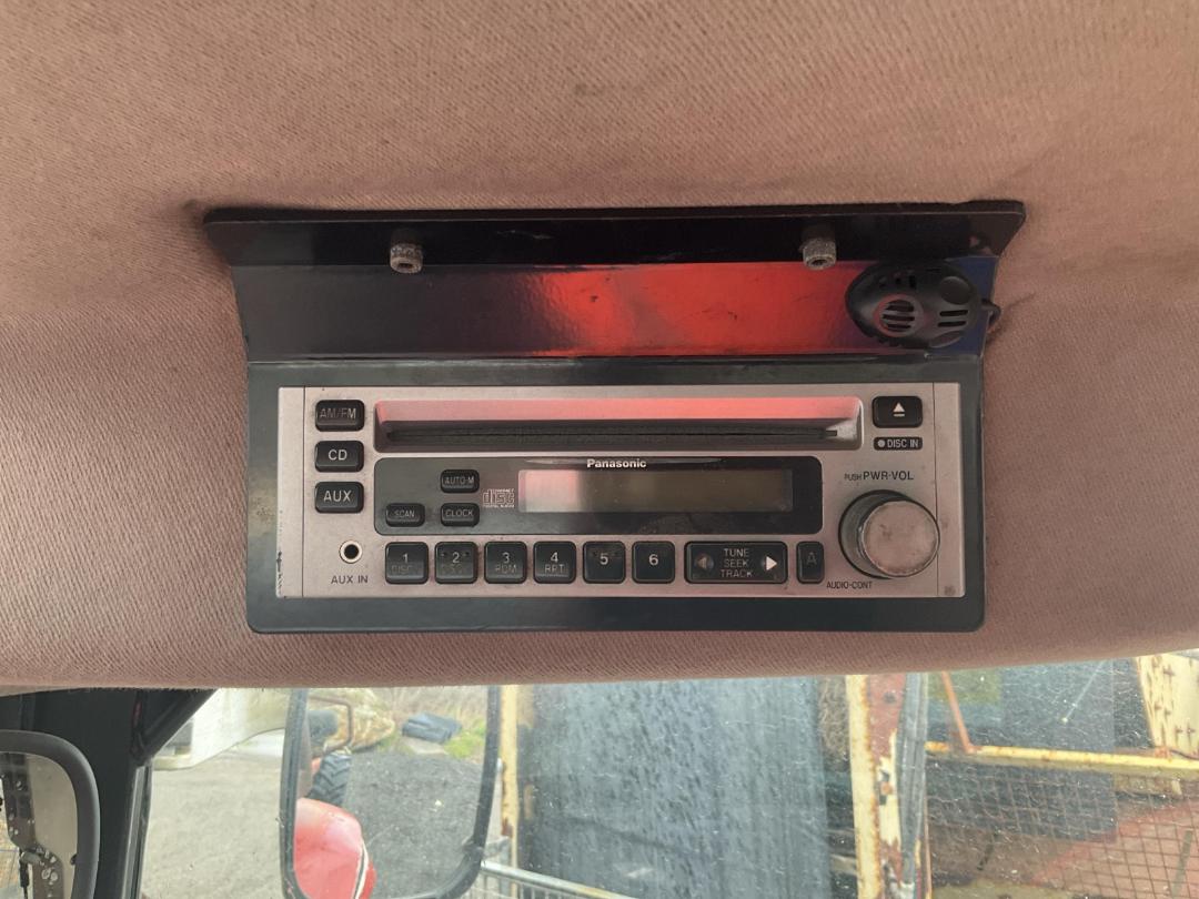 Photo '22' of Case IH MXU100 X-LINE Tractor Photo '22' of Case IH MXU100 X-LINE Tractor