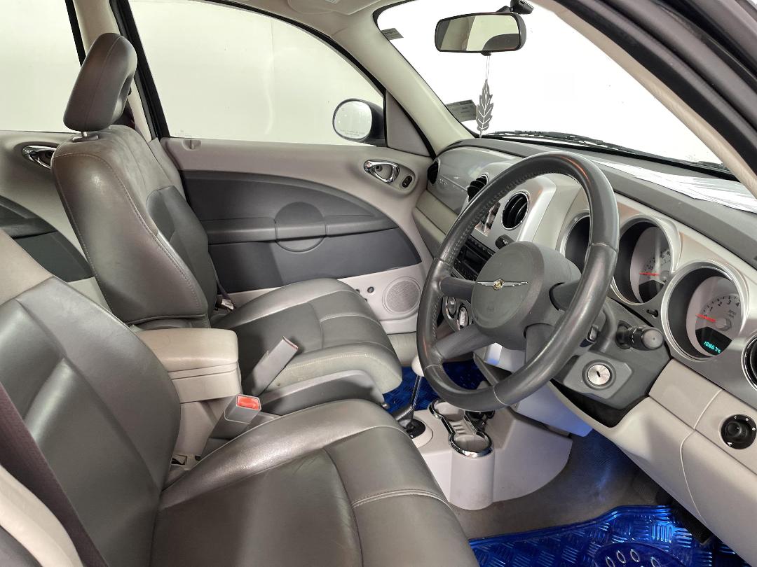 Photo '16' of Chrysler PT Cruiser Photo '16' of Chrysler PT Cruiser