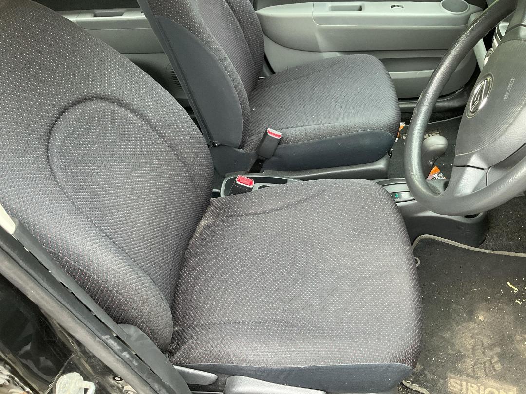 Photo '11' of Daihatsu Sirion GS