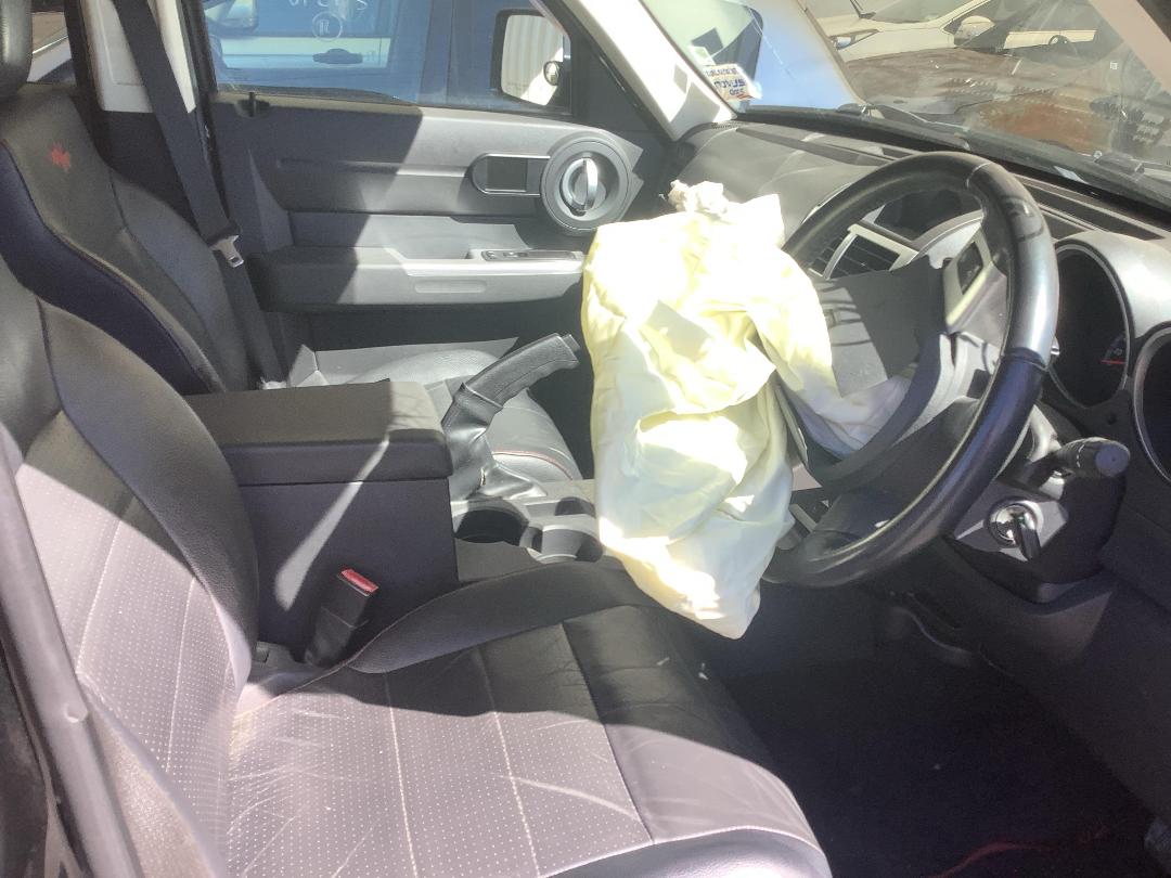 Photo '11' of Dodge Nitro Photo '11' of Dodge Nitro