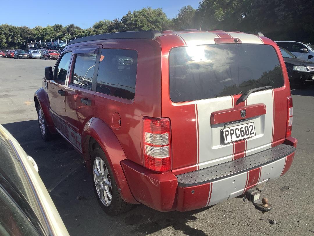 Photo '6' of Dodge Nitro