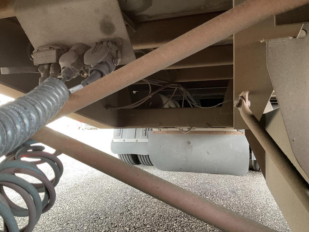 Photo '19' of DOMETT C2002 Curtainsider B-Train