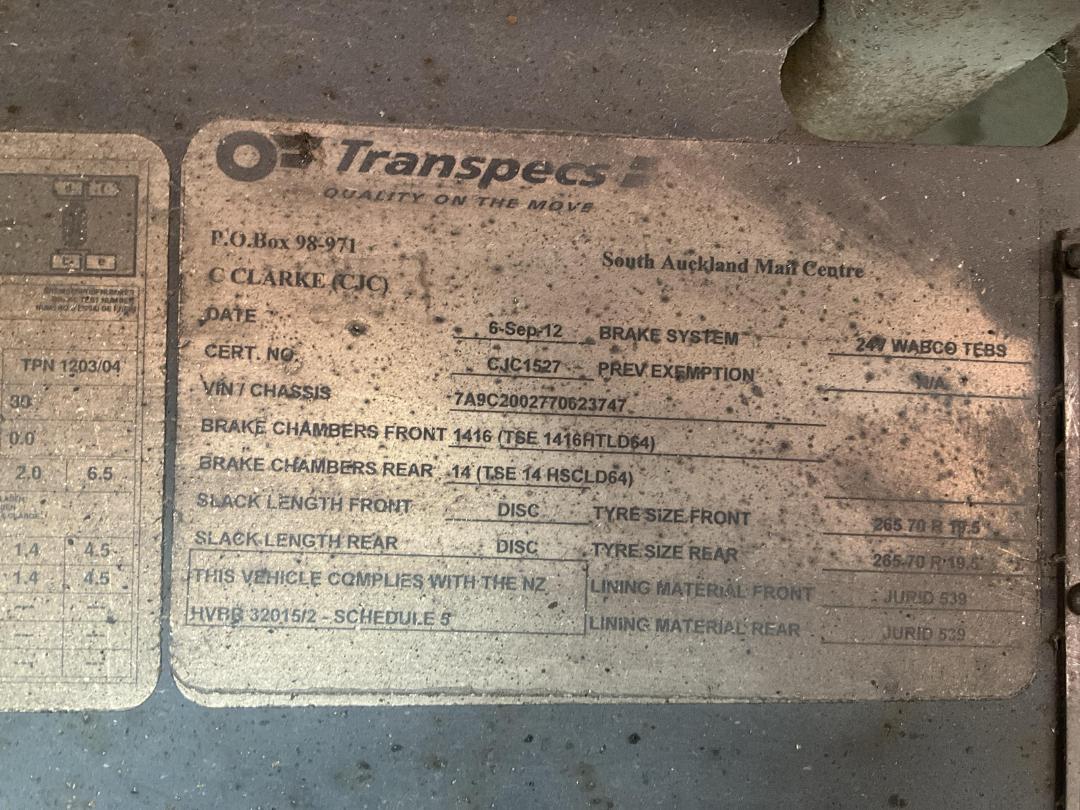 Photo '26' of DOMETT C2002 Curtainsider B-Train