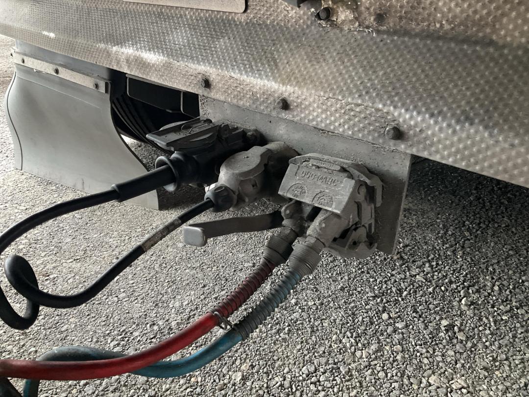 Photo '24' of DOMETT C2003 Curtainsider B-Train Photo '24' of DOMETT C2003 Curtainsider B-Train