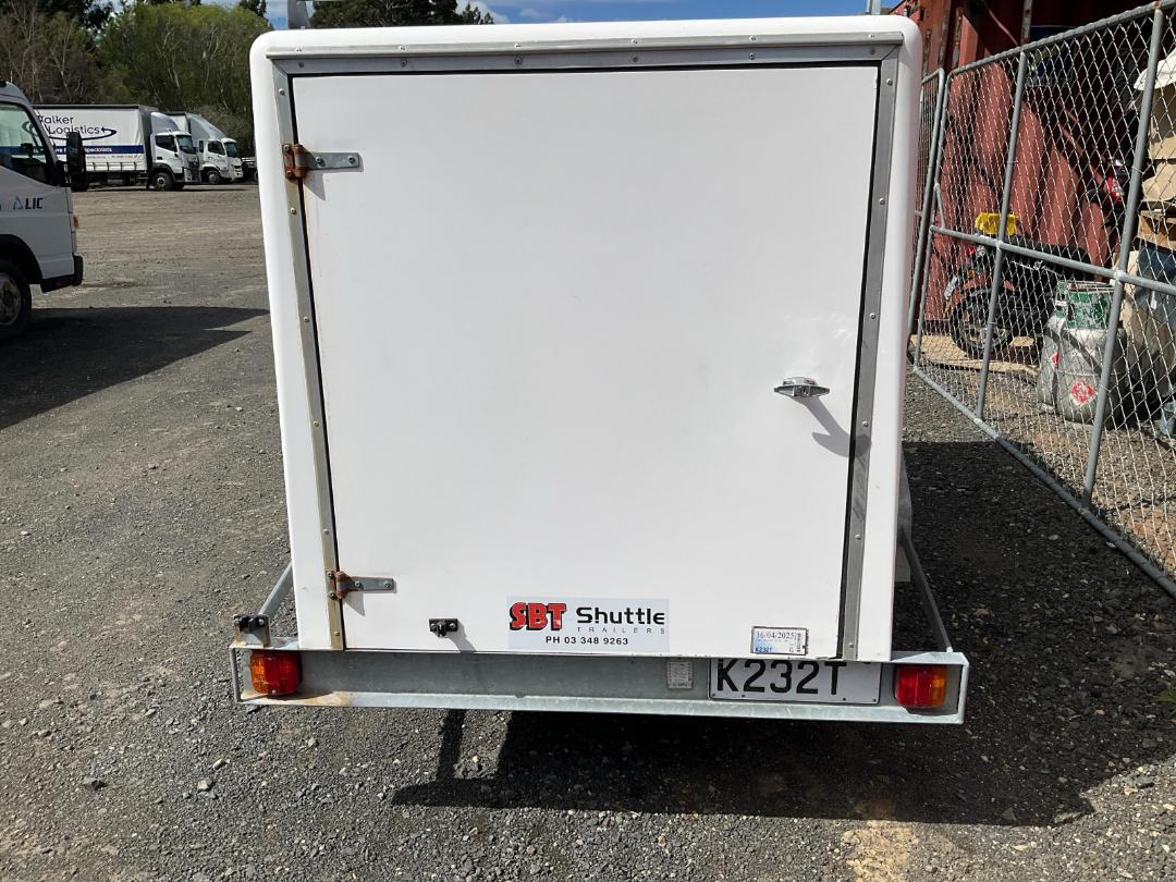 Photo '5' of Factory Built SBT Box Body - Single Photo '5' of Factory Built SBT Box Body - Single