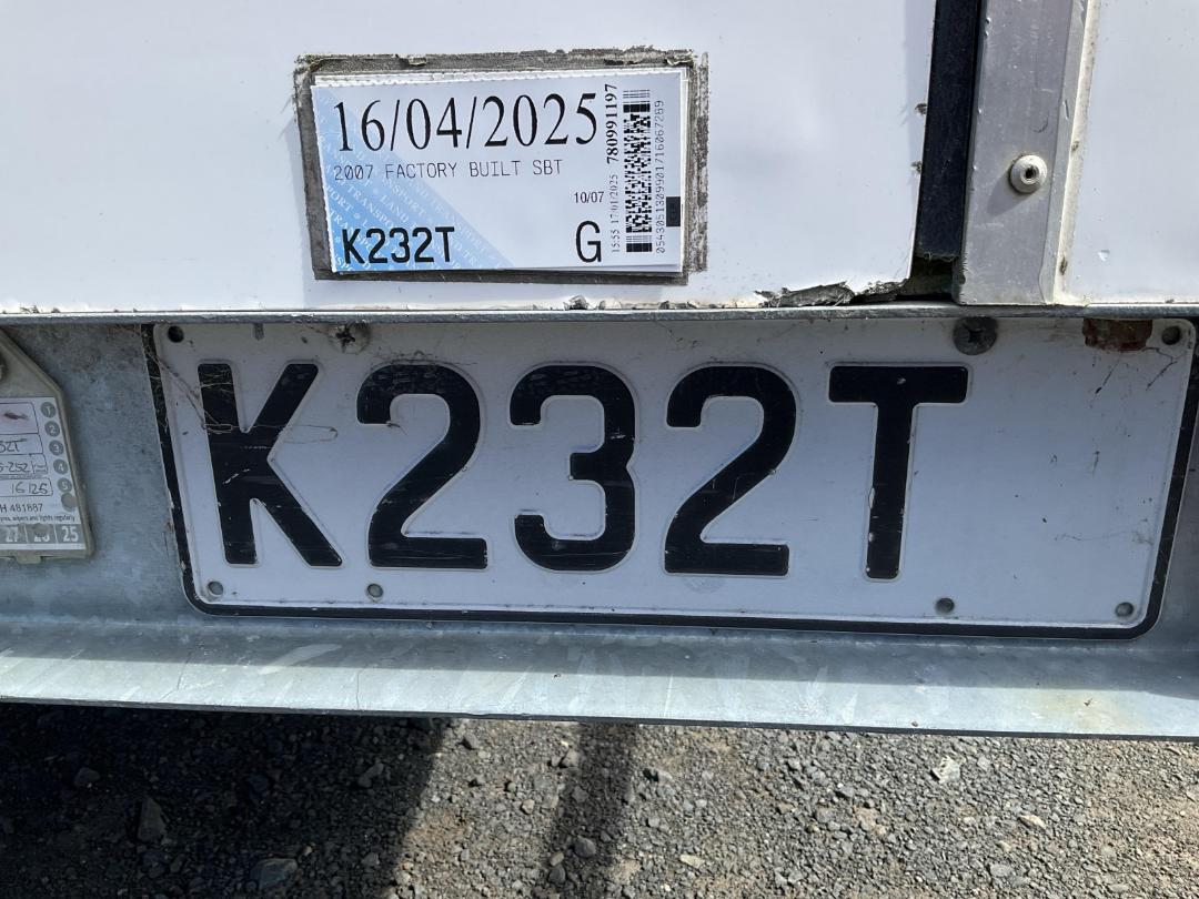 Photo '16' of Factory Built SBT Box Body - Single Photo '16' of Factory Built SBT Box Body - Single