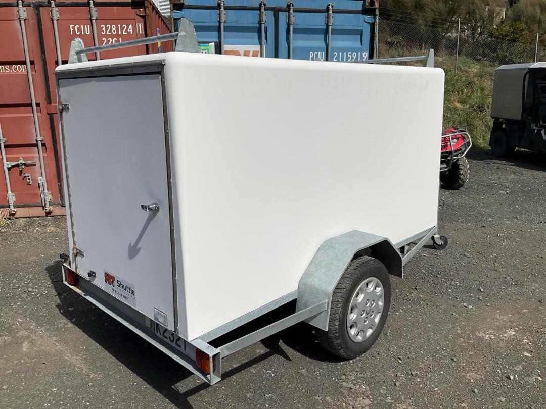 Photo '4' of Factory Built SBT Box Body - Single Photo '4' of Factory Built SBT Box Body - Single