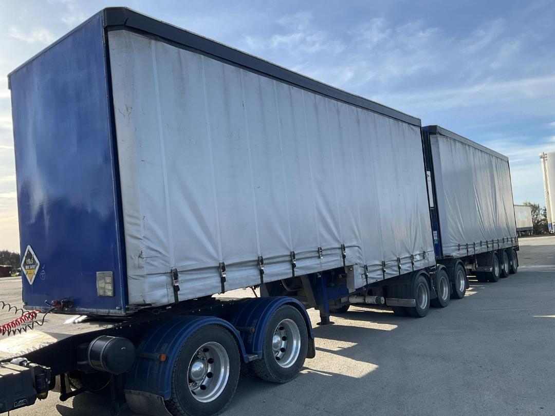 Photo '32' of Factory Jackson Curtain/Chiller B-Train