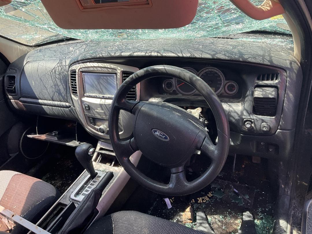 Photo '11' of Ford Escape Photo '11' of Ford Escape