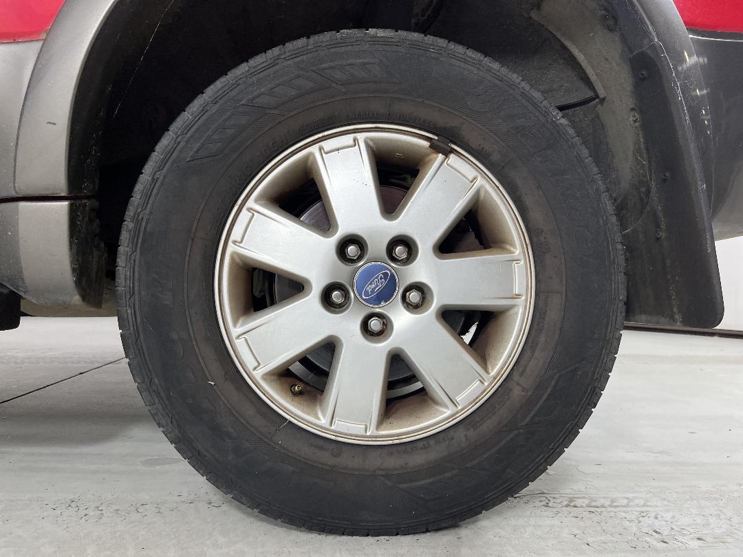 Photo '9' of Ford Escape XLT V6 Sport