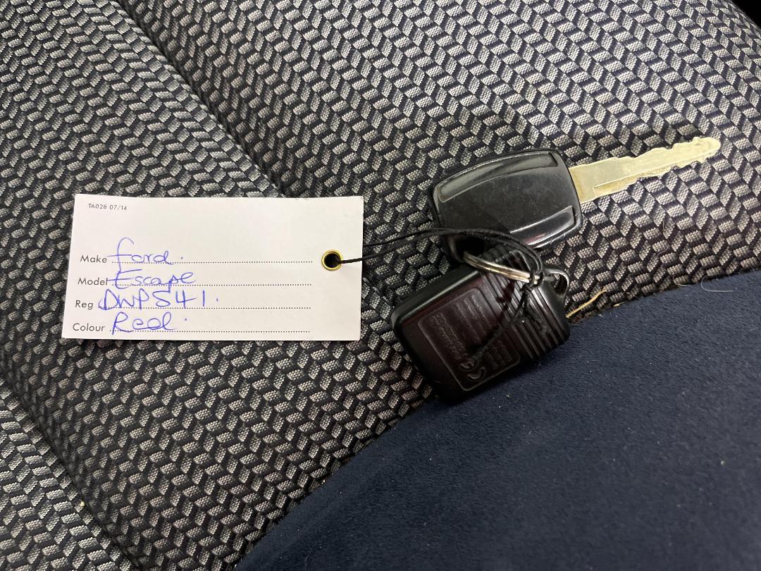 Photo '20' of Ford Escape XLT V6 Sport