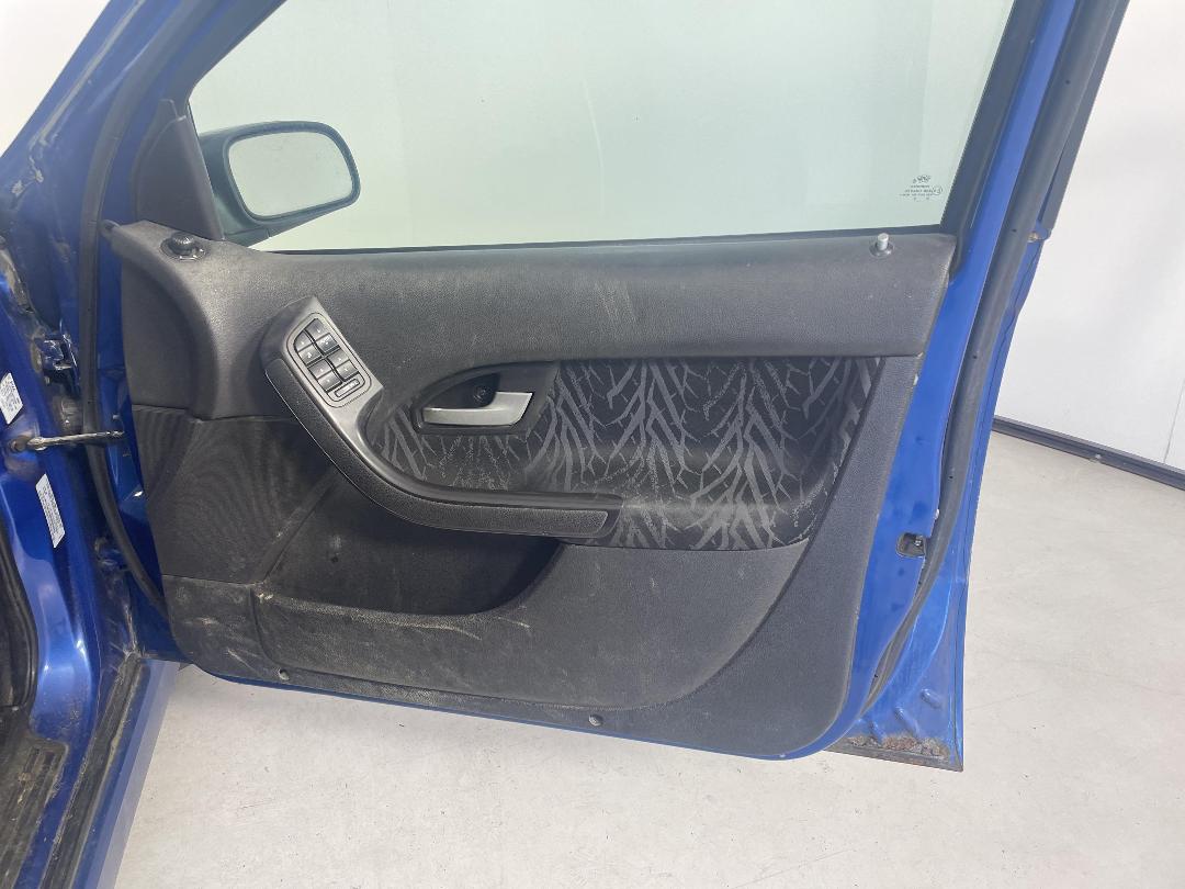 Photo '13' of Ford Falcon BF2 XR6 Photo '13' of Ford Falcon BF2 XR6