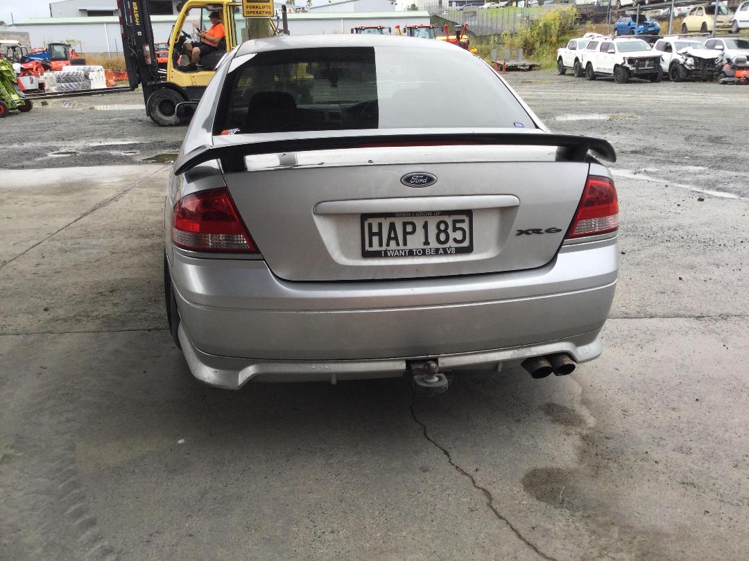 Photo '7' of Ford Falcon BF2 XR6 Photo '7' of Ford Falcon BF2 XR6