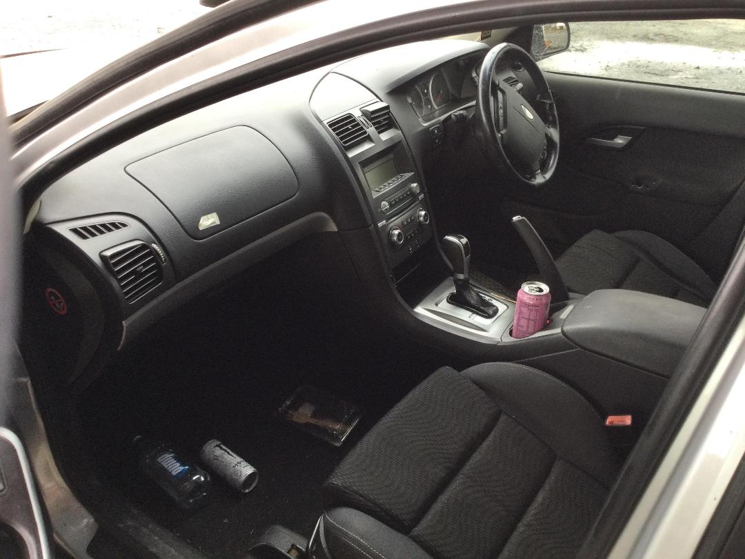 Photo '16' of Ford Falcon BF2 XR6 Photo '16' of Ford Falcon BF2 XR6