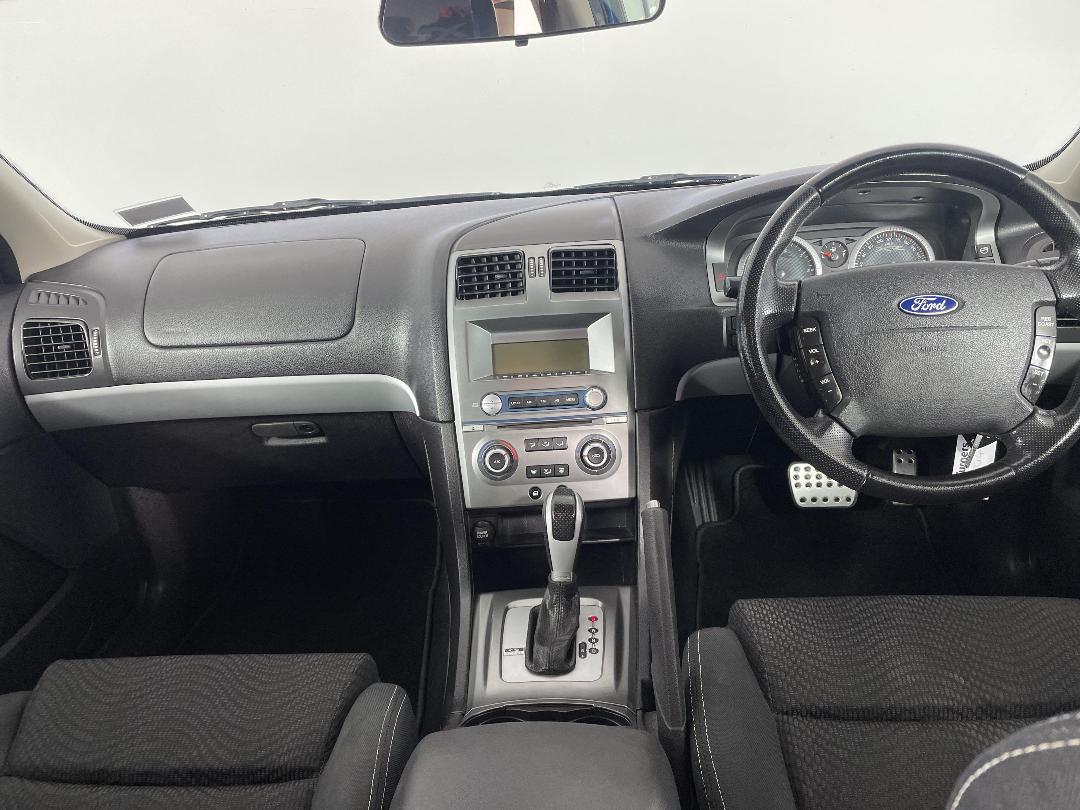 Photo '17' of Ford Falcon