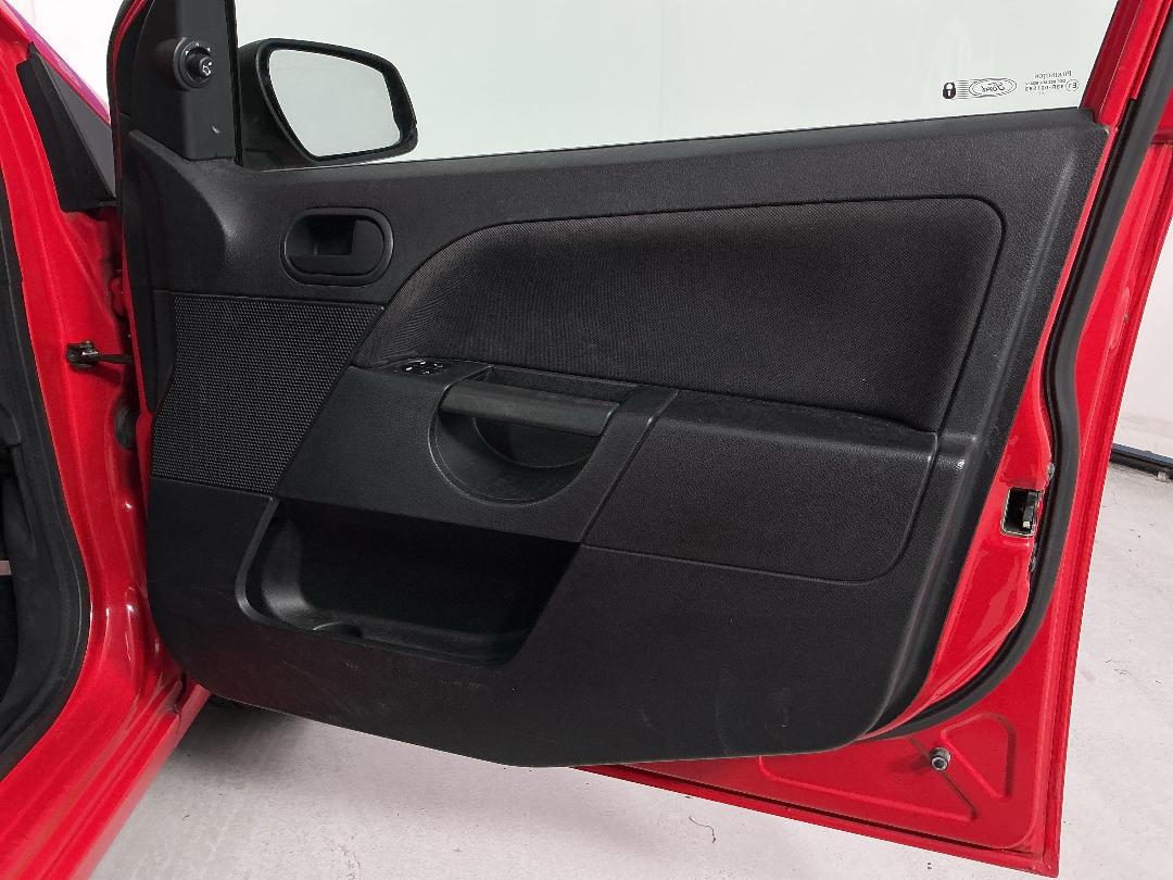 Photo '15' of Ford Fiesta Photo '15' of Ford Fiesta