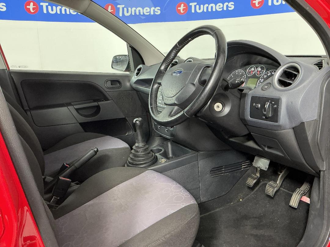 Photo '16' of Ford Fiesta Photo '16' of Ford Fiesta