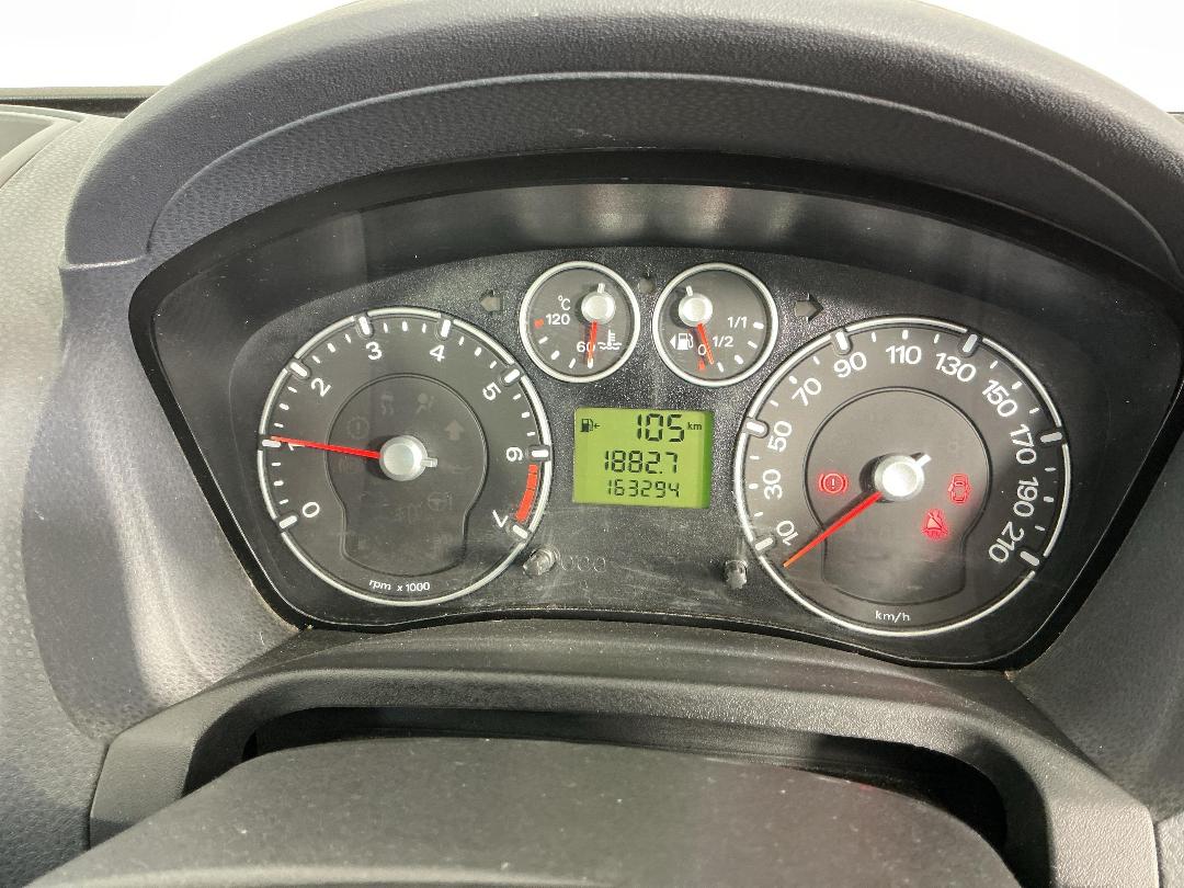 Photo '21' of Ford Fiesta Photo '21' of Ford Fiesta