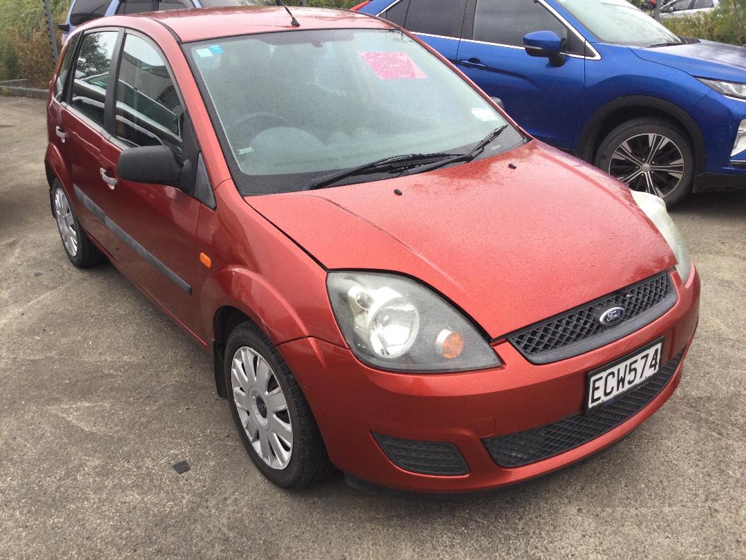 Photo '2' of Ford Fiesta Photo '2' of Ford Fiesta